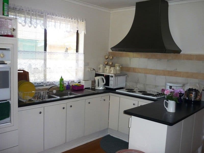 8  Evans Crescent, LAVERTON VIC 3028, Laverton - Thumbnail 6
