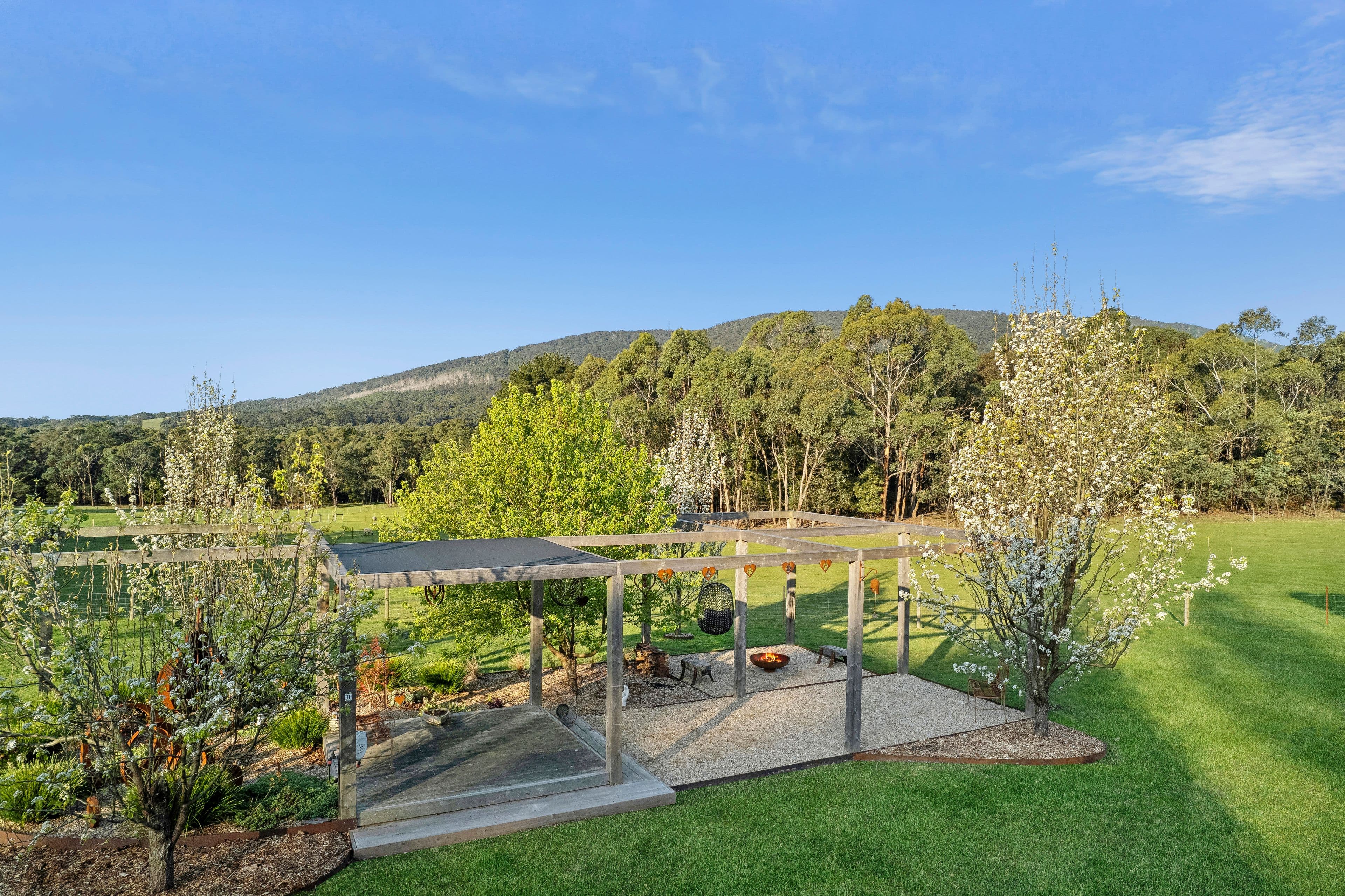 121 Walkers Road, Woodend VIC 3442, Woodend - Thumbnail 4