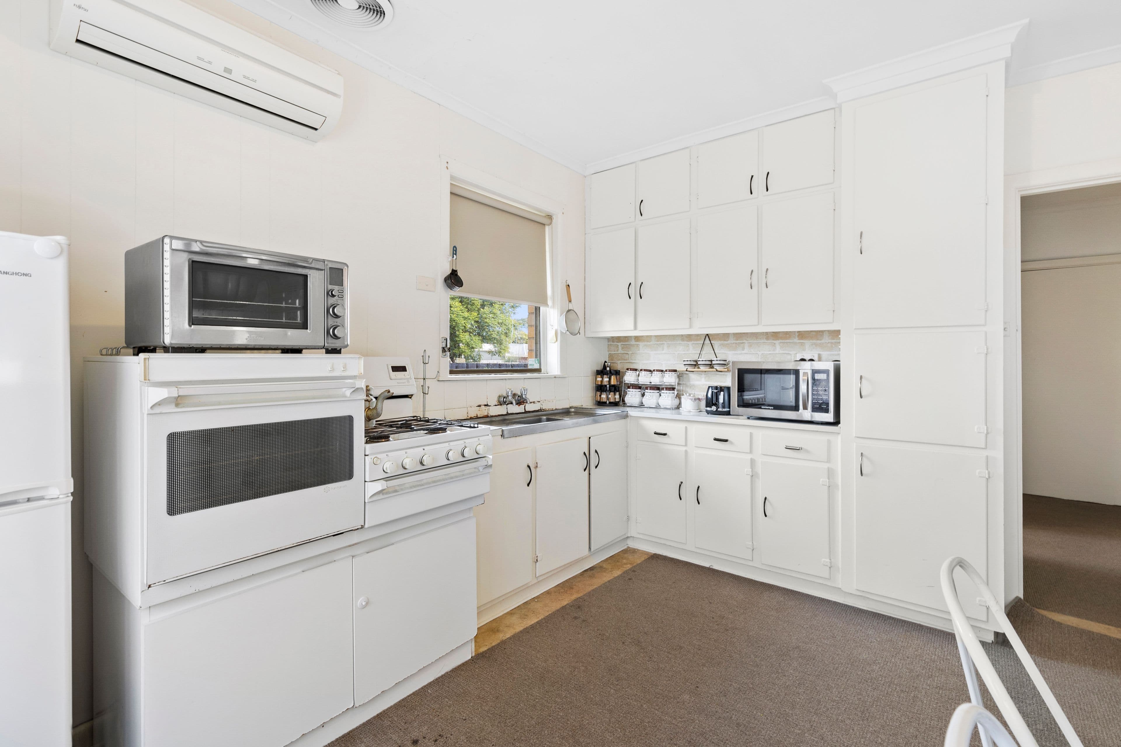73 Ontario Avenue, Corio VIC 3214, Corio - Thumbnail 4