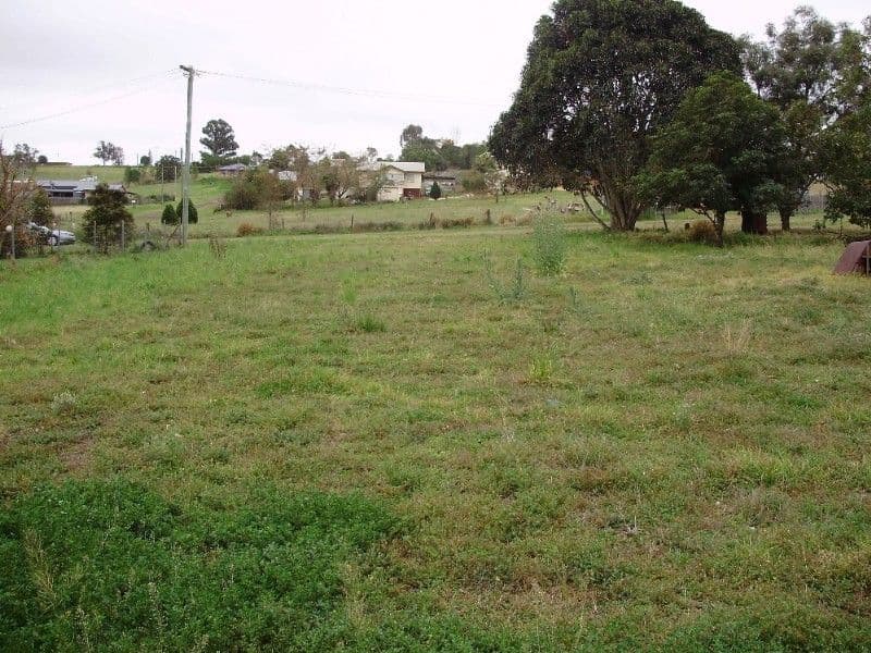 24 Phillips Street, TINGOORA QLD 4608, Tingoora - Thumbnail 3