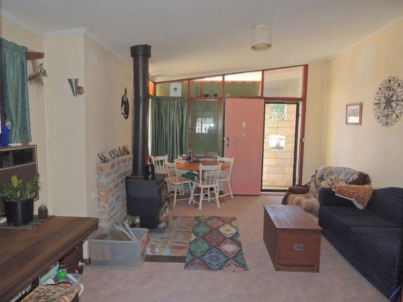 7 Frances Street, Gloucester - Thumbnail 3