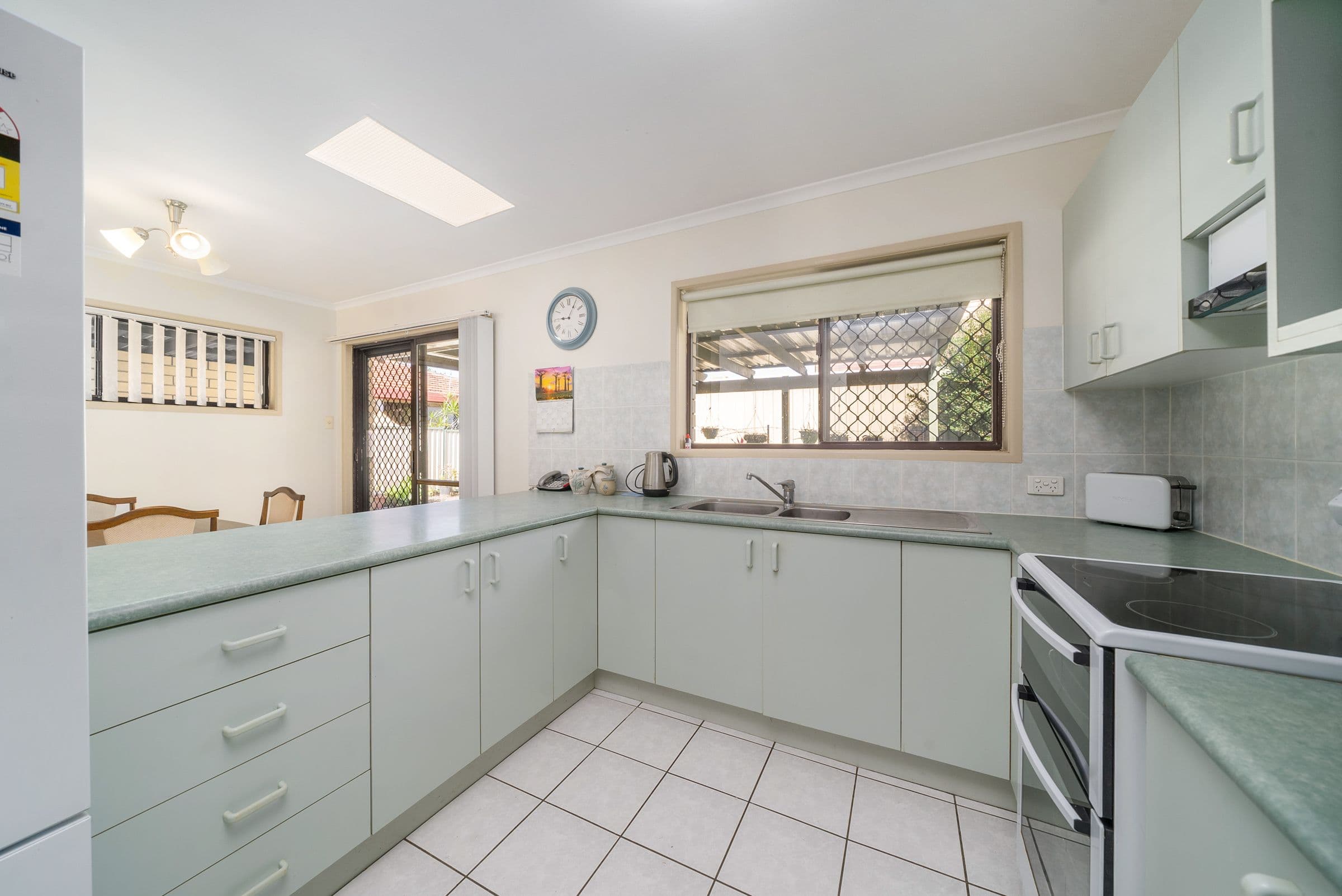 31 Stratford Street, Kippa-Ring QLD 4021, Kippa-Ring - Thumbnail 5