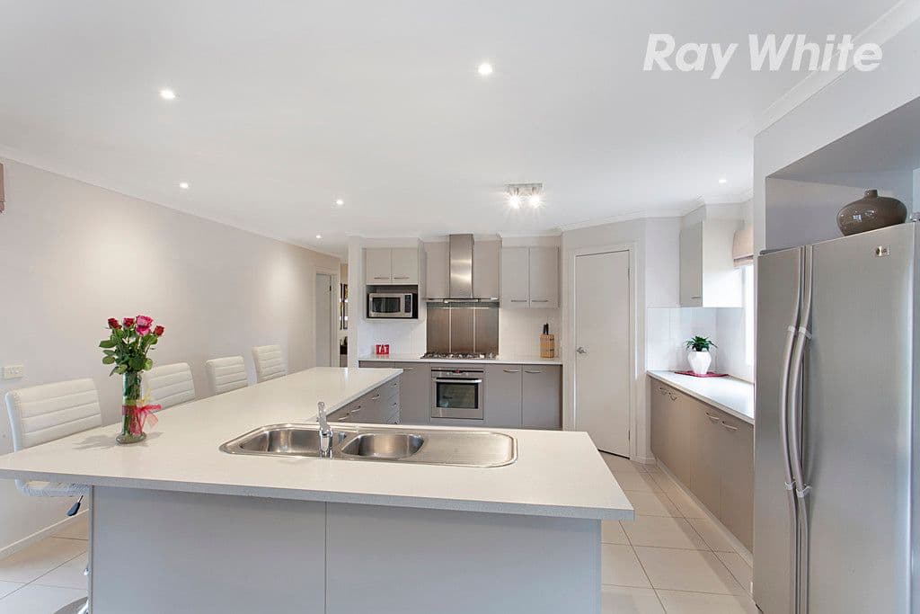 9 Rathgar Road, Lysterfield VIC 3156, Lysterfield - Thumbnail 3