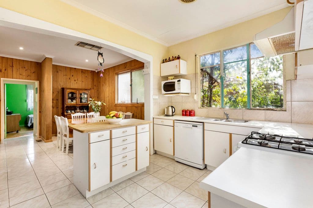 19 Jingella Avenue, Ashwood VIC 3147, Ashwood - Thumbnail 3