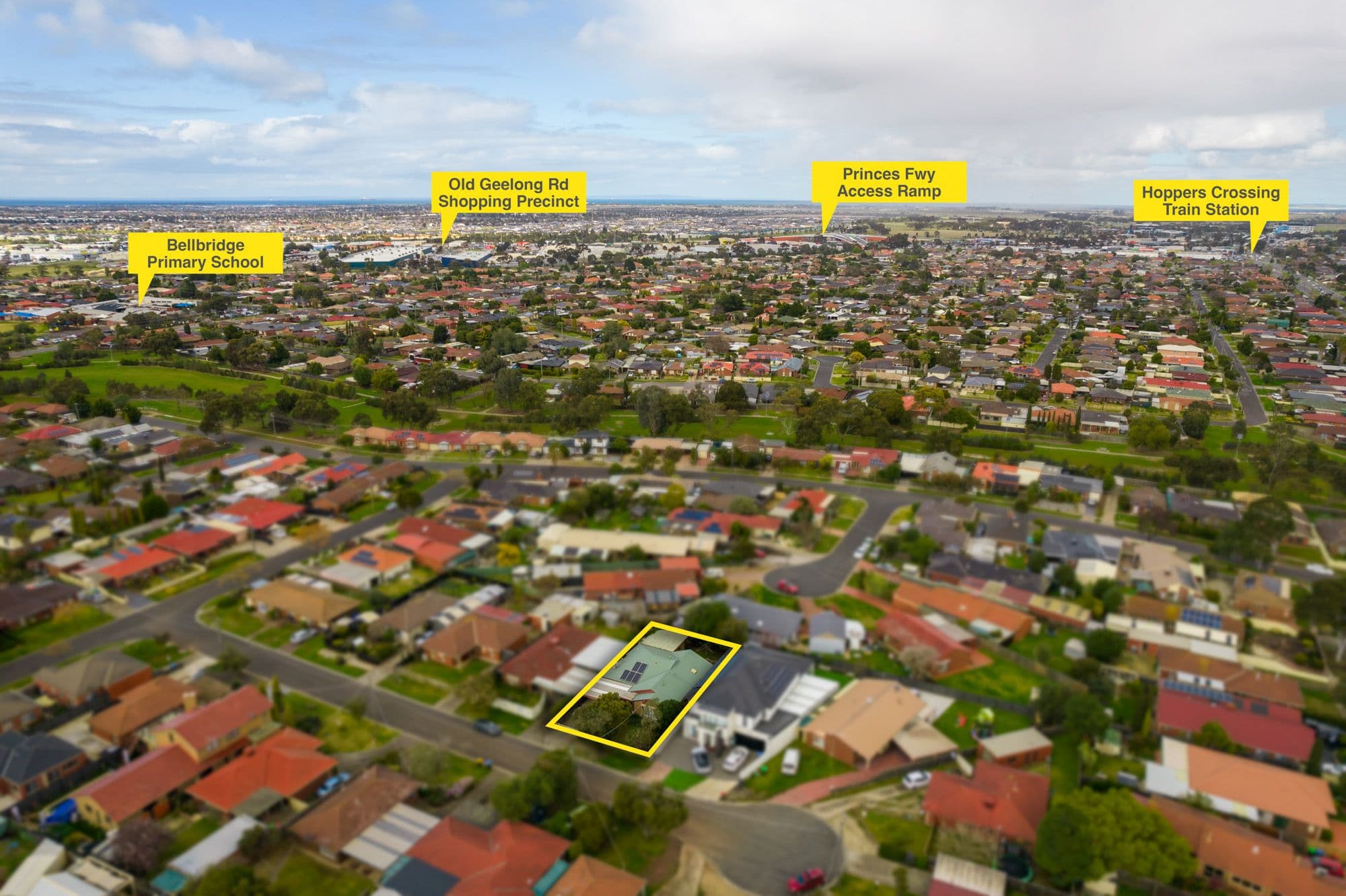 4 Tudor Court, Hoppers Crossing VIC 3029, Hoppers Crossing - Thumbnail 2