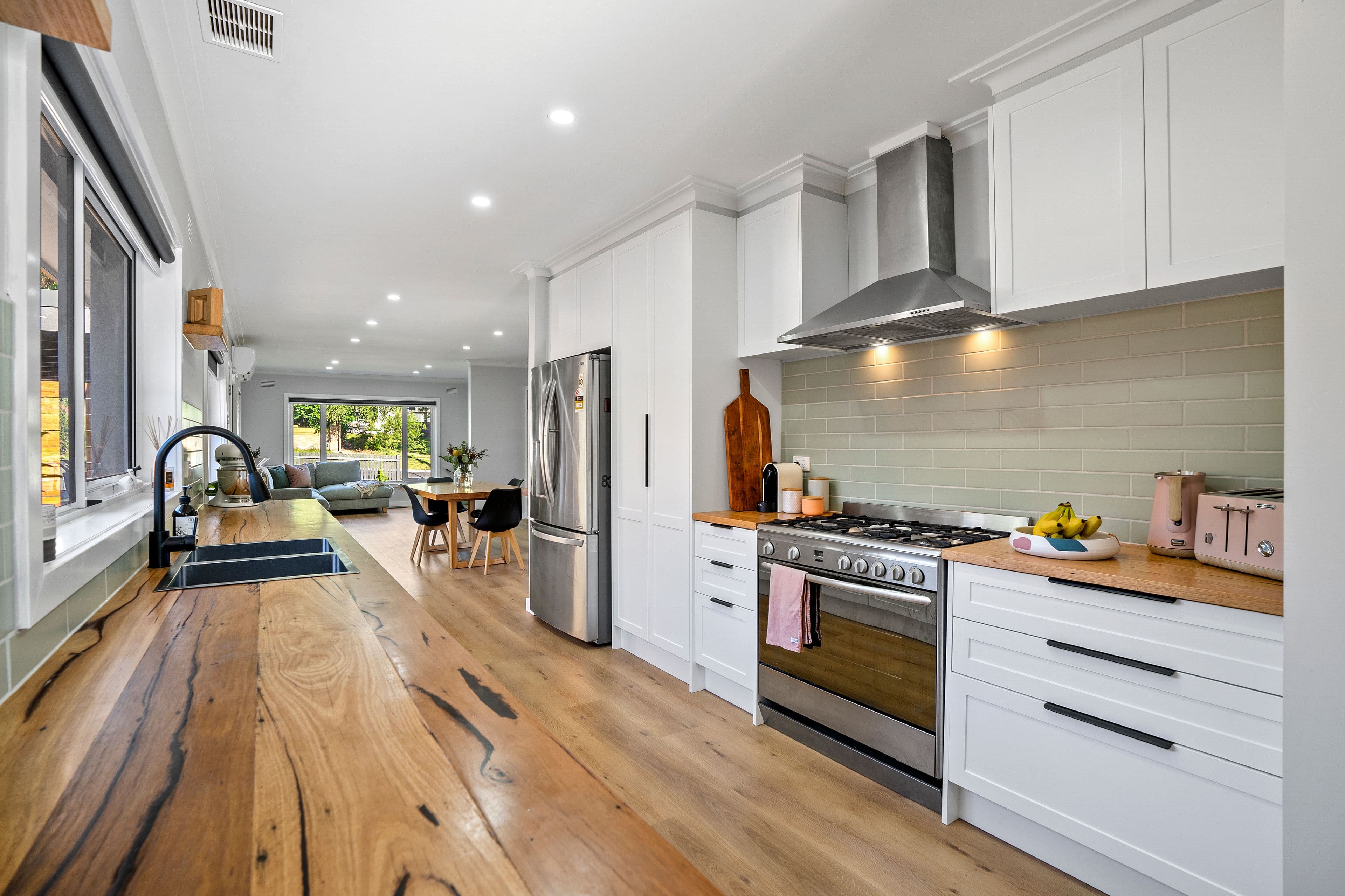 83 Forest Road, Ferntree Gully VIC 3156, Ferntree Gully - Thumbnail 3