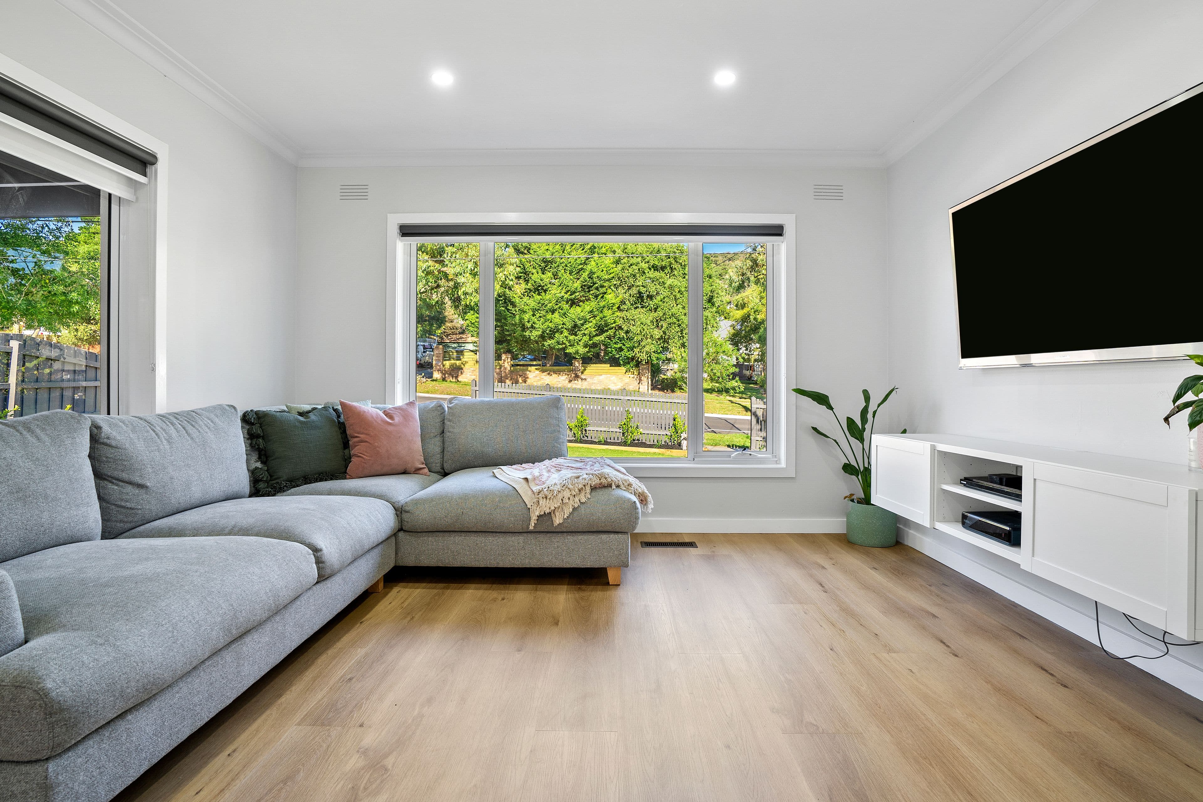 83 Forest Road, Ferntree Gully VIC 3156, Ferntree Gully - Thumbnail 5