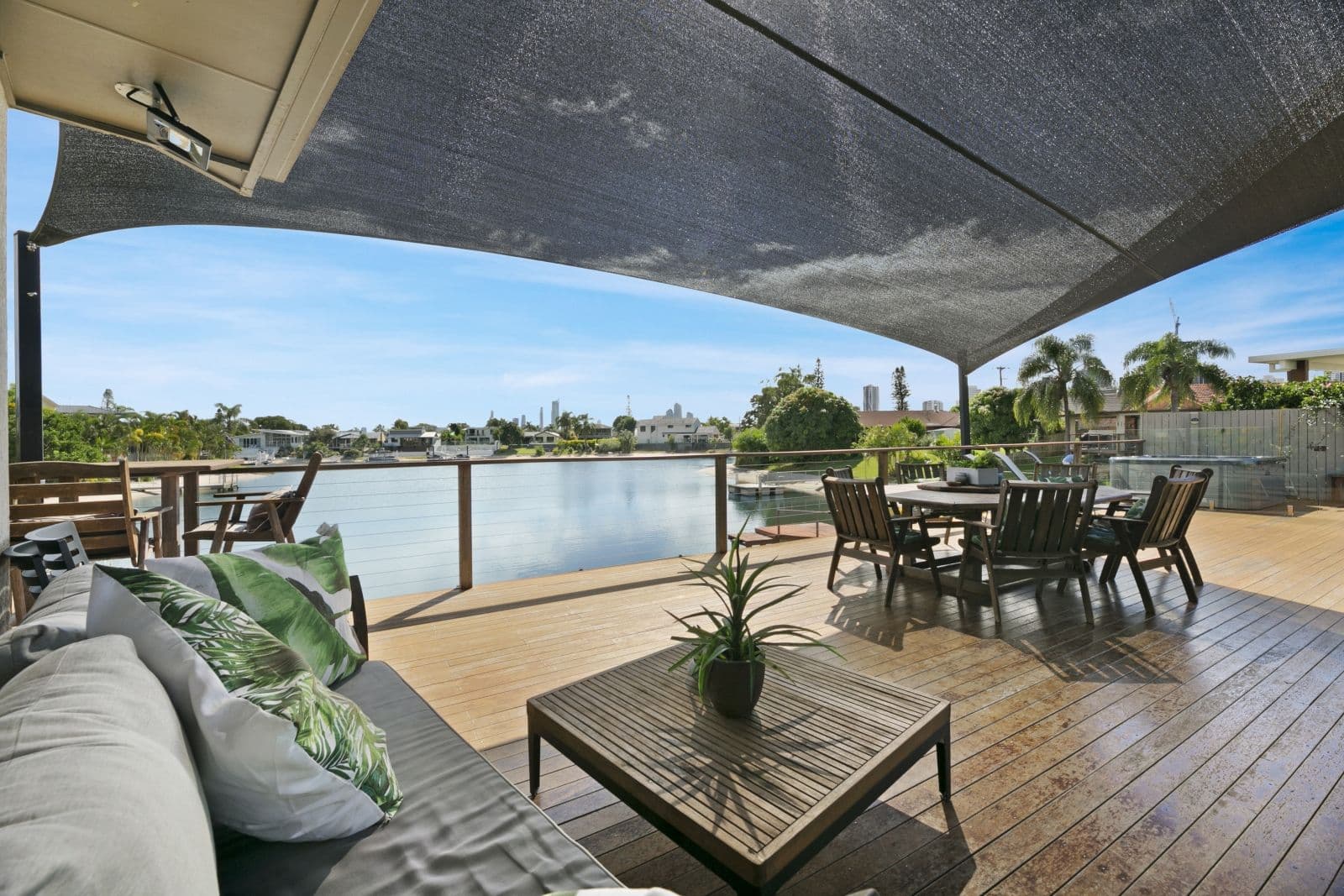 69 Hooker Boulevard, Broadbeach Waters QLD 4218, Broadbeach Waters - Image 1