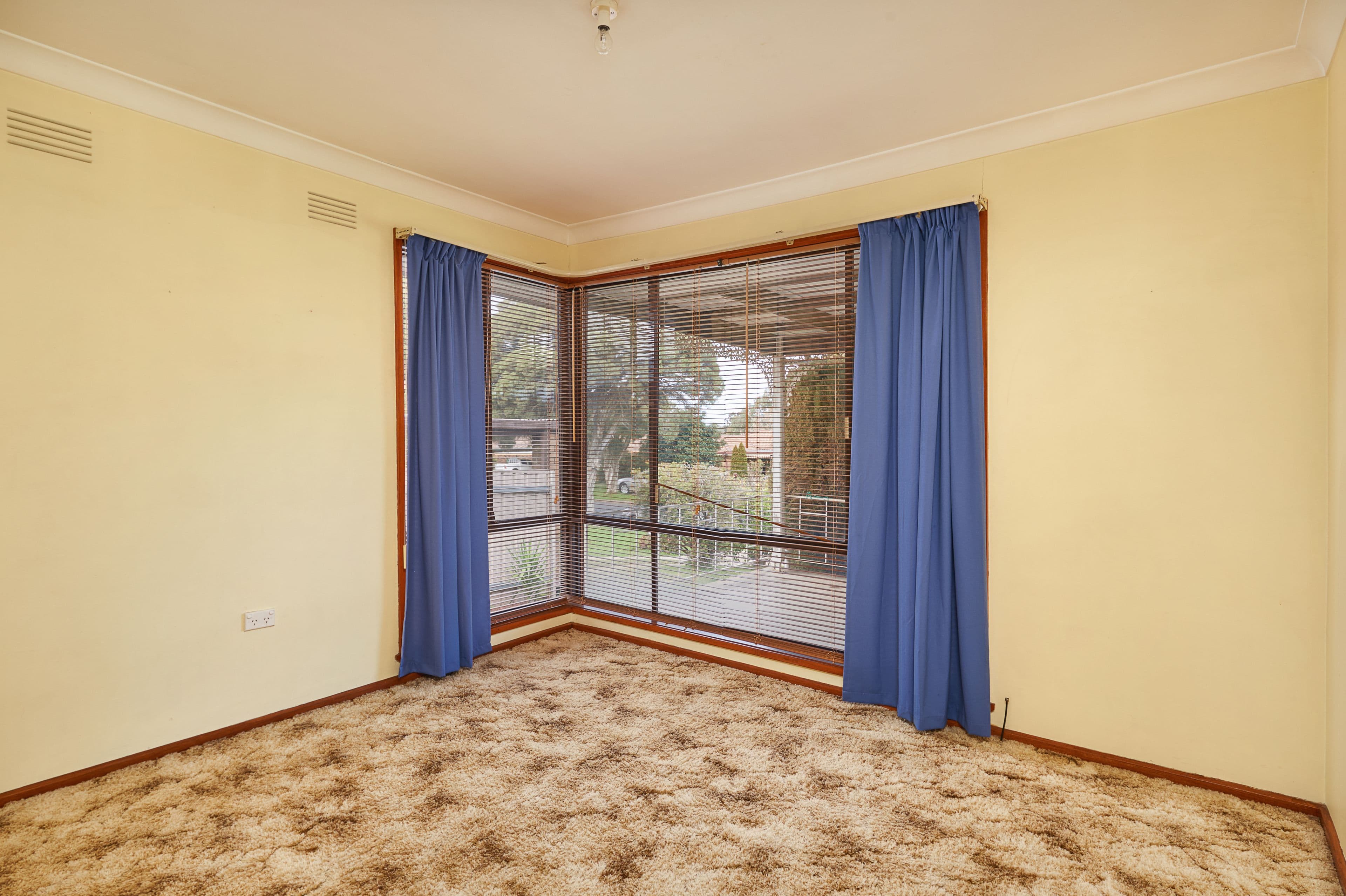 15 Fairbairn Crescent, Kooringal - Thumbnail 6