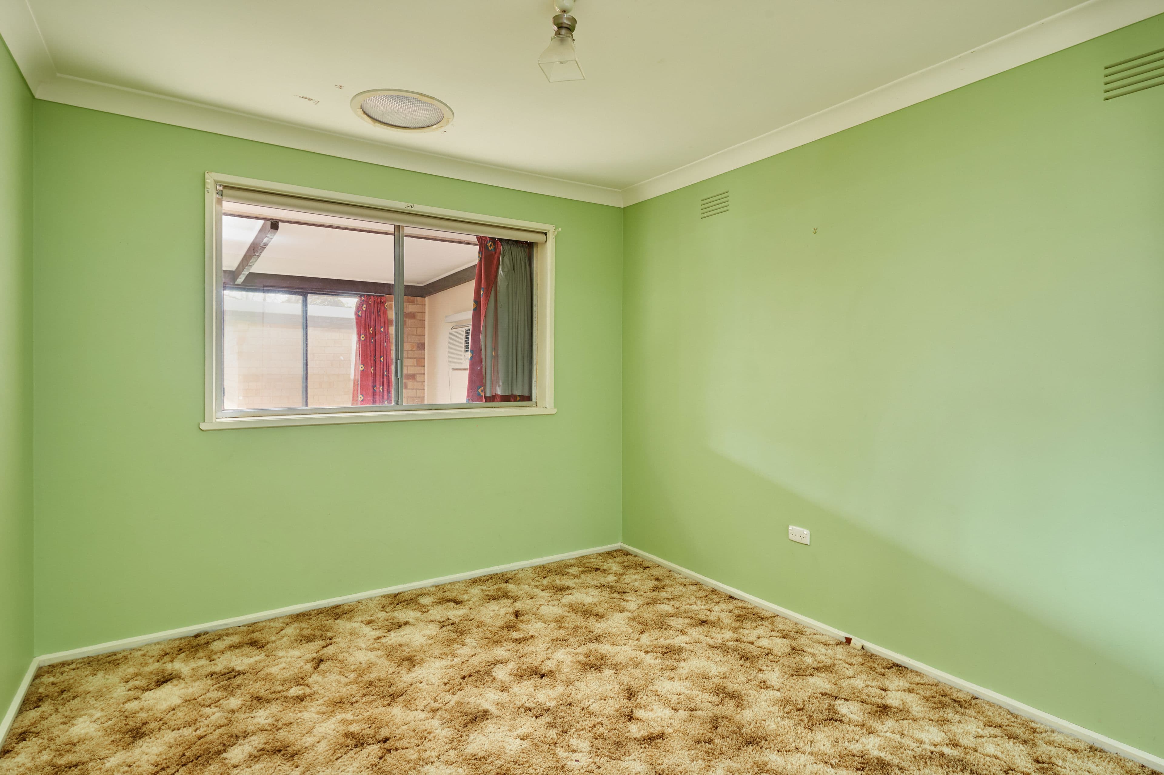 15 Fairbairn Crescent, Kooringal - Thumbnail 7