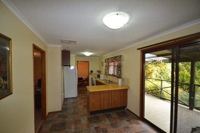 1 The Grove, BURRA SA 5417, Burra Eastern Districts - Thumbnail 3