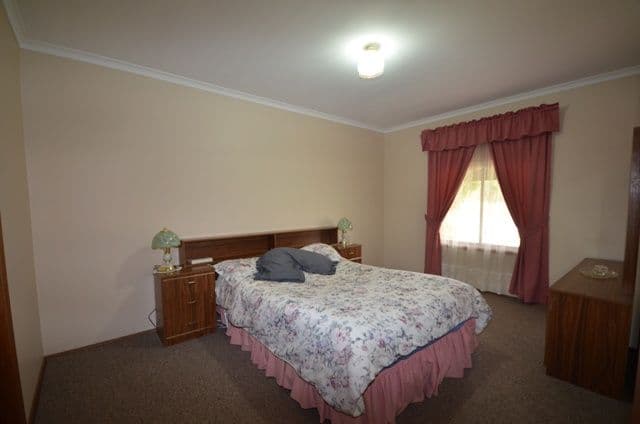 1 The Grove, BURRA SA 5417, Burra Eastern Districts - Thumbnail 5
