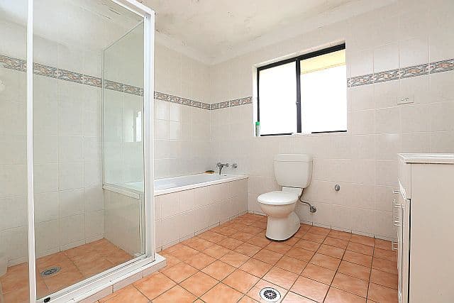 7 Chertsey Avenue, Bankstown NSW 2200, Bankstown - Thumbnail 6