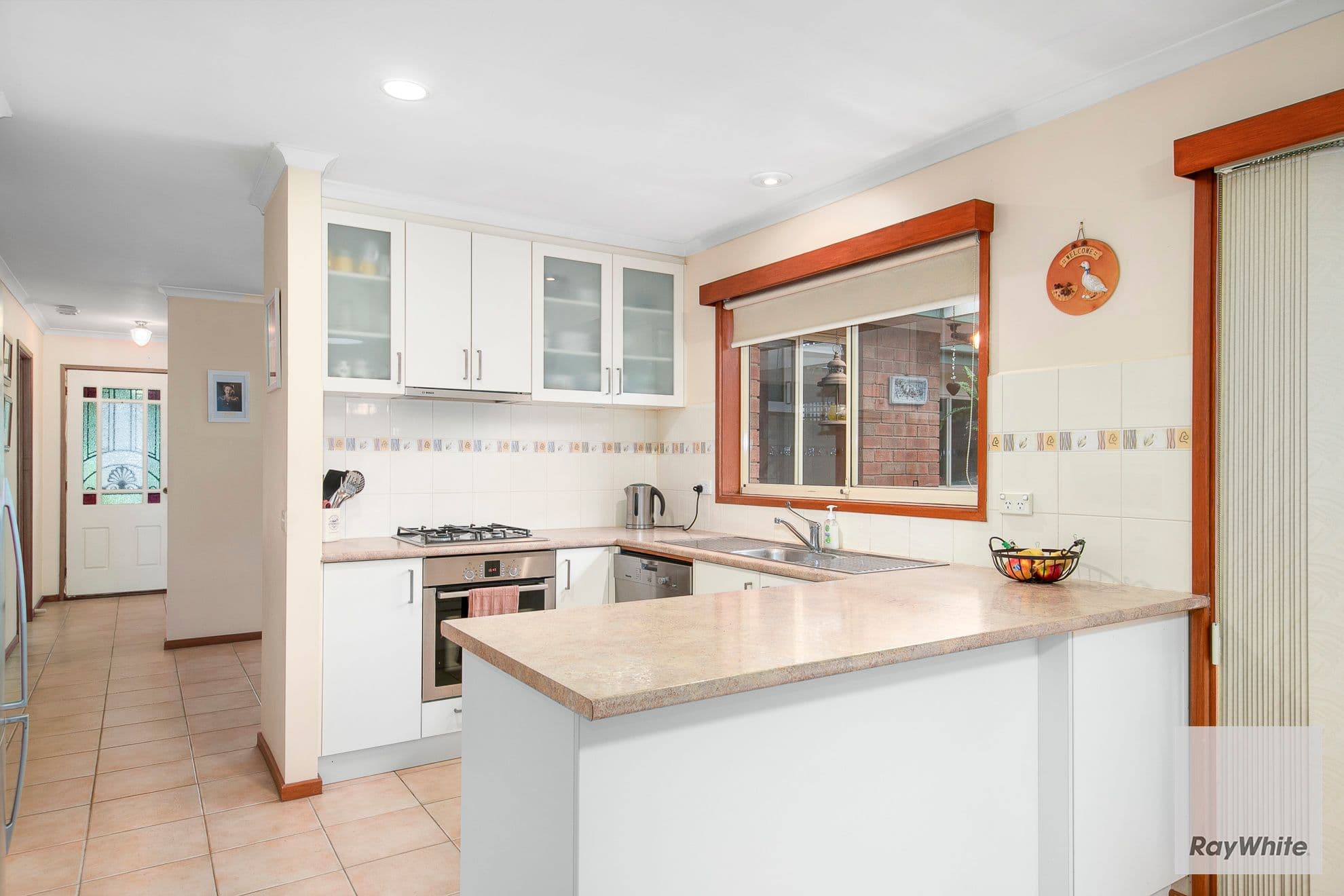 4 Kenswick Drive, Hillside VIC 3037, Hillside - Thumbnail 4