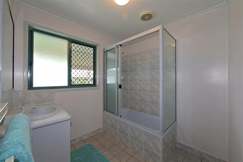 6 Hickman Court, KALKIE QLD 4670, Kalkie - Thumbnail 8
