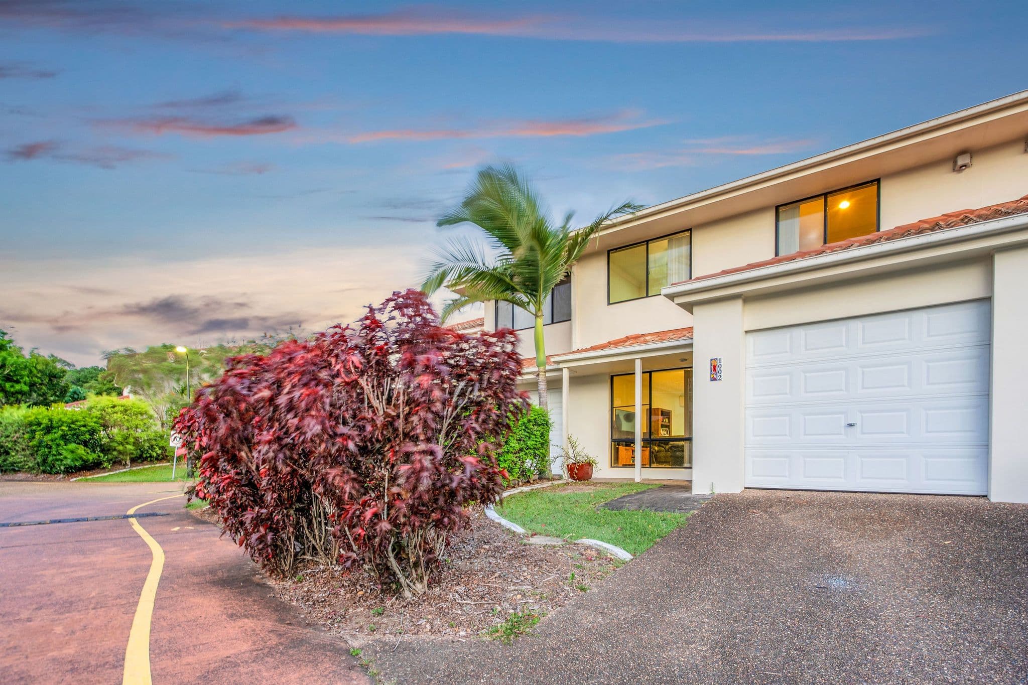 1 Gentian Drive, Arundel QLD 4214, Arundel - Thumbnail 2