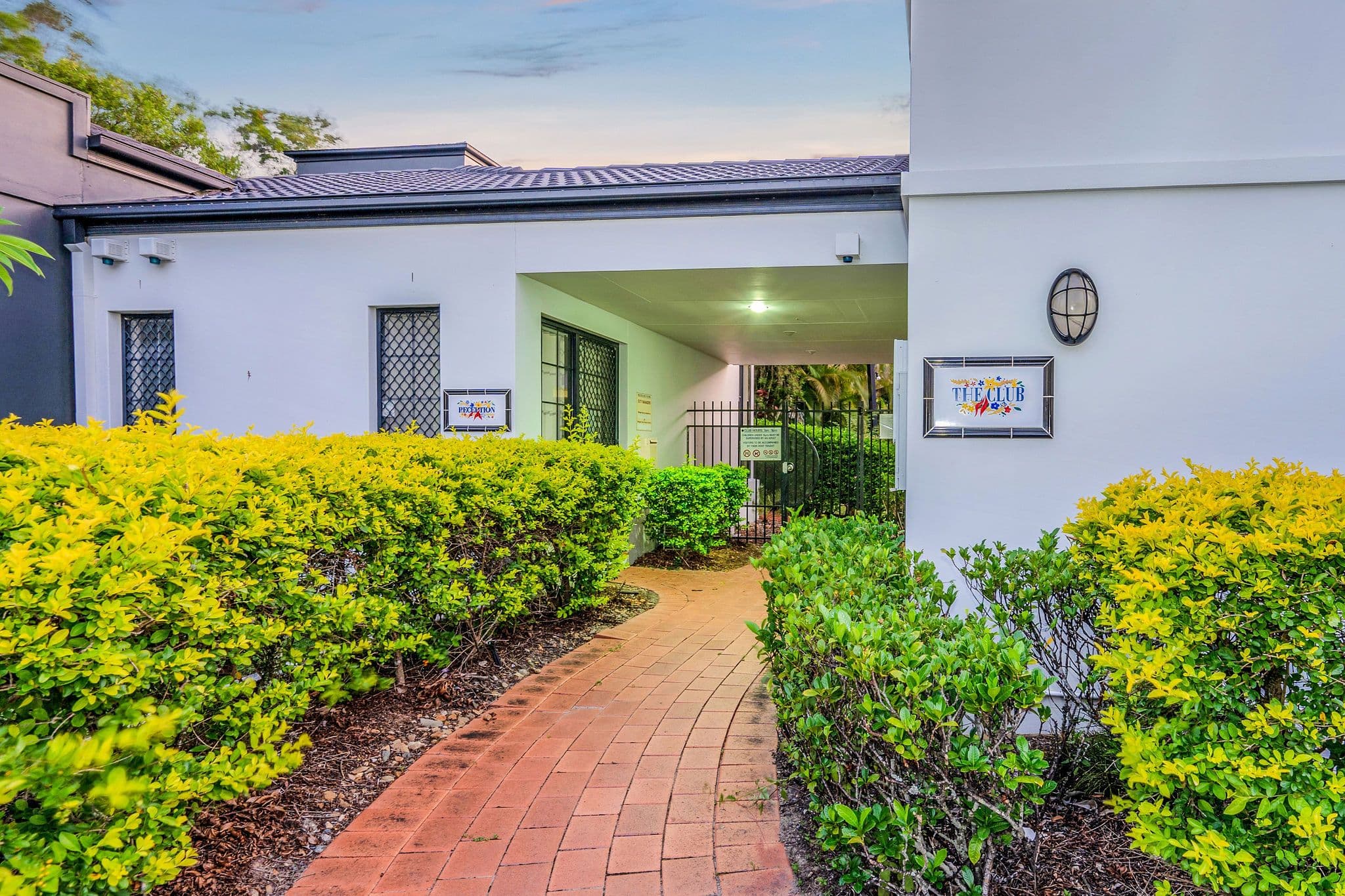 1 Gentian Drive, Arundel QLD 4214, Arundel - Thumbnail 7