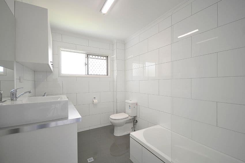 52 Sarawak Avenue, Palm Beach QLD 4221, Palm Beach - Thumbnail 3