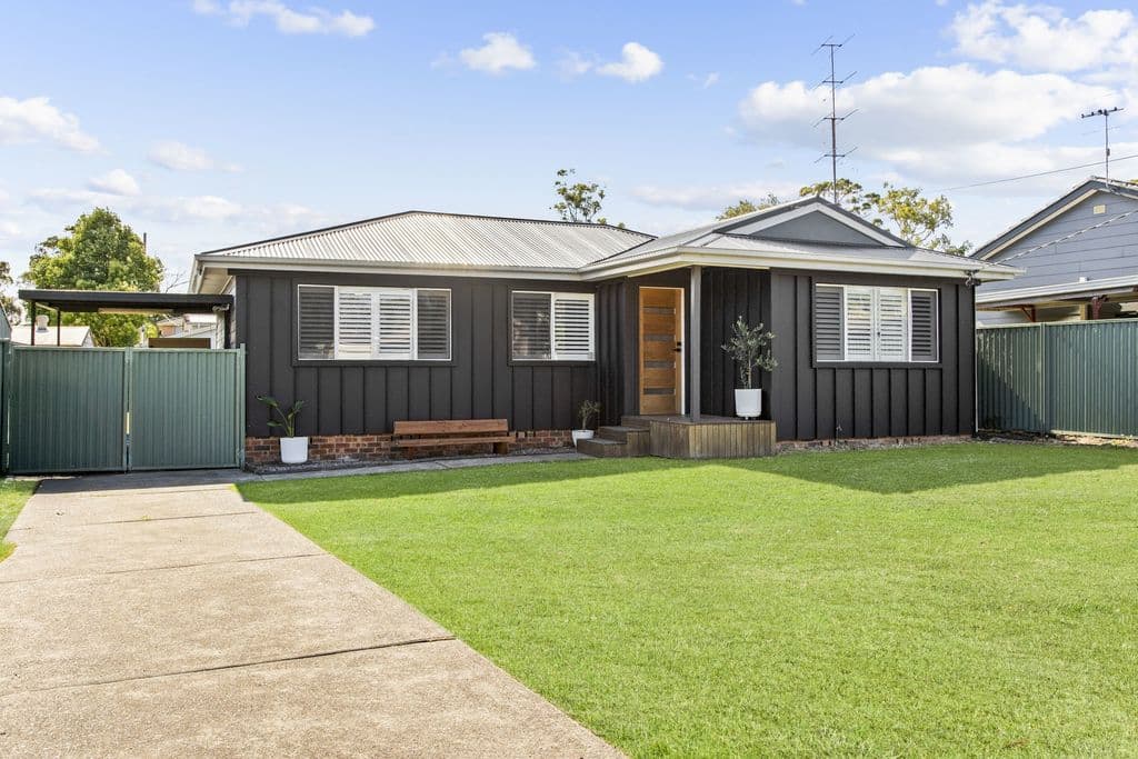 34 Richardson Road, San Remo - Image 1