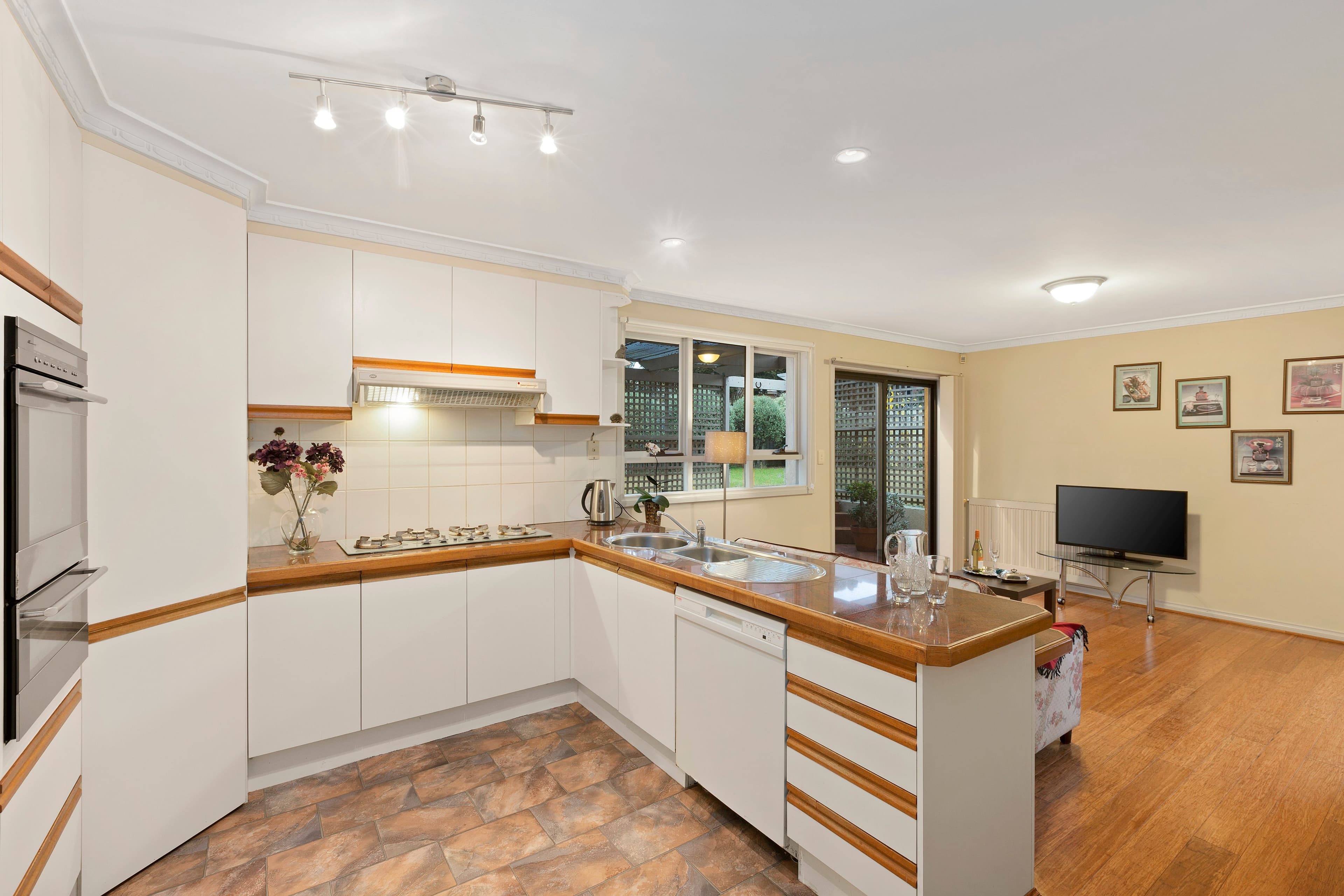 14 Montpellier Crescent, Templestowe Lower VIC 3107, Templestowe Lower - Thumbnail 6
