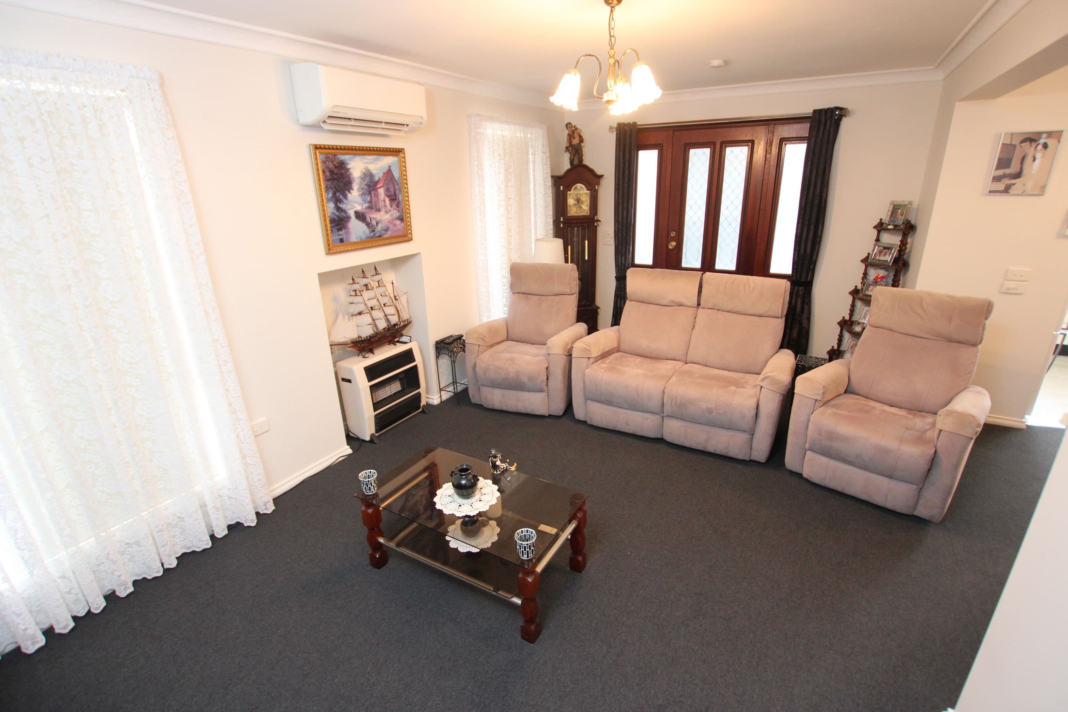 43 First Avenue, Green Point - Thumbnail 4