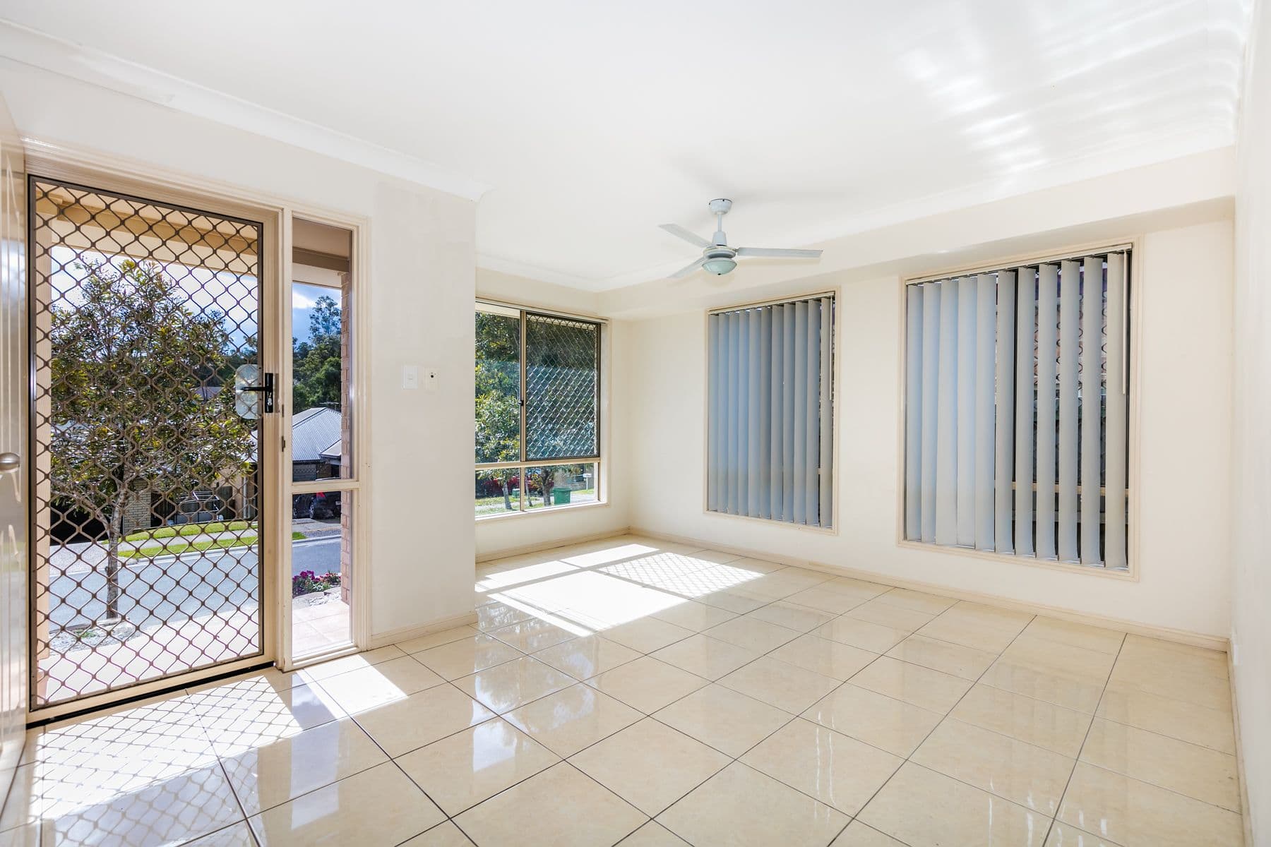 42 Mossman Parade, Waterford QLD 4133, Waterford - Thumbnail 2