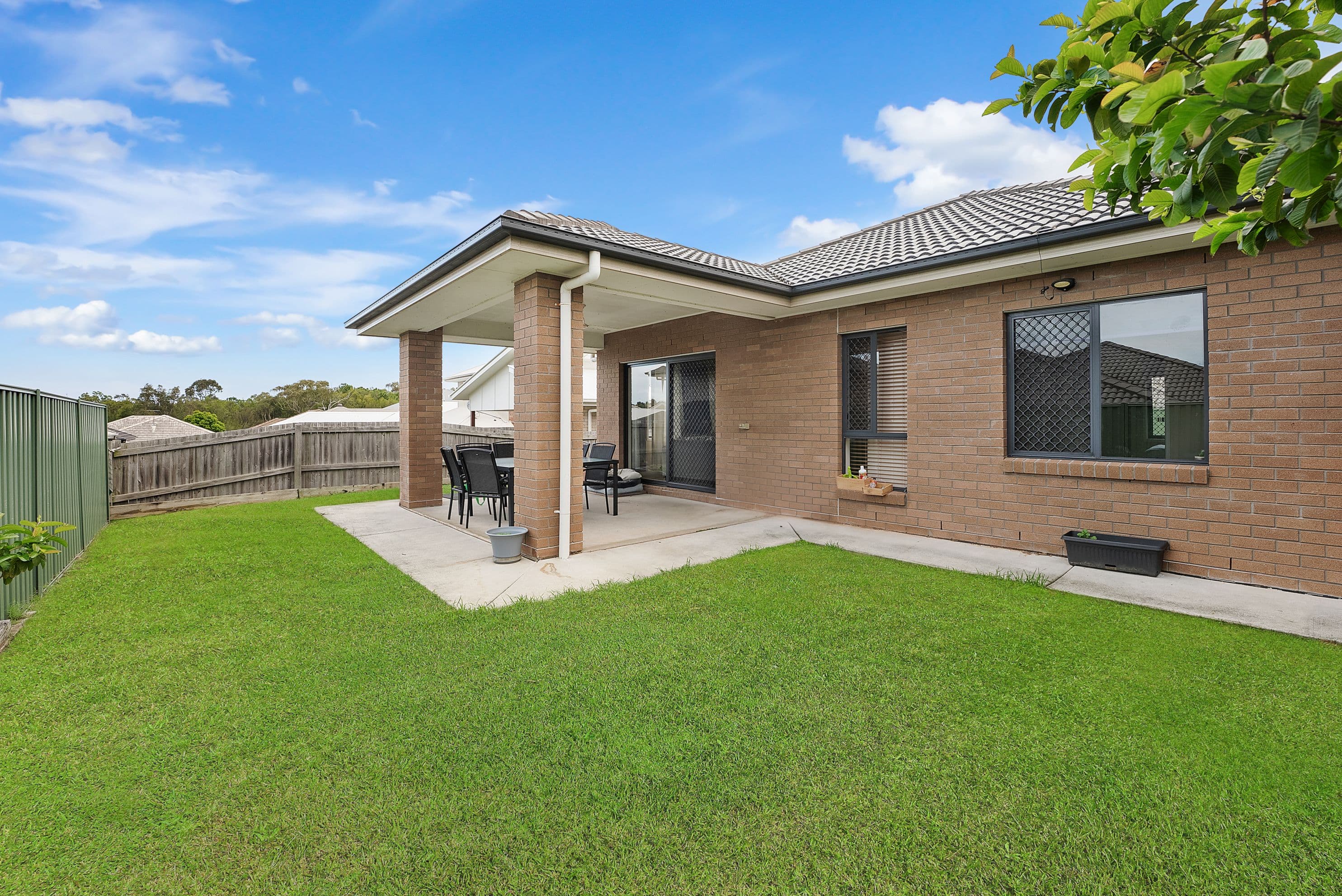 54 Mapleton Drive, North Lakes QLD 4509, North Lakes - Thumbnail 2