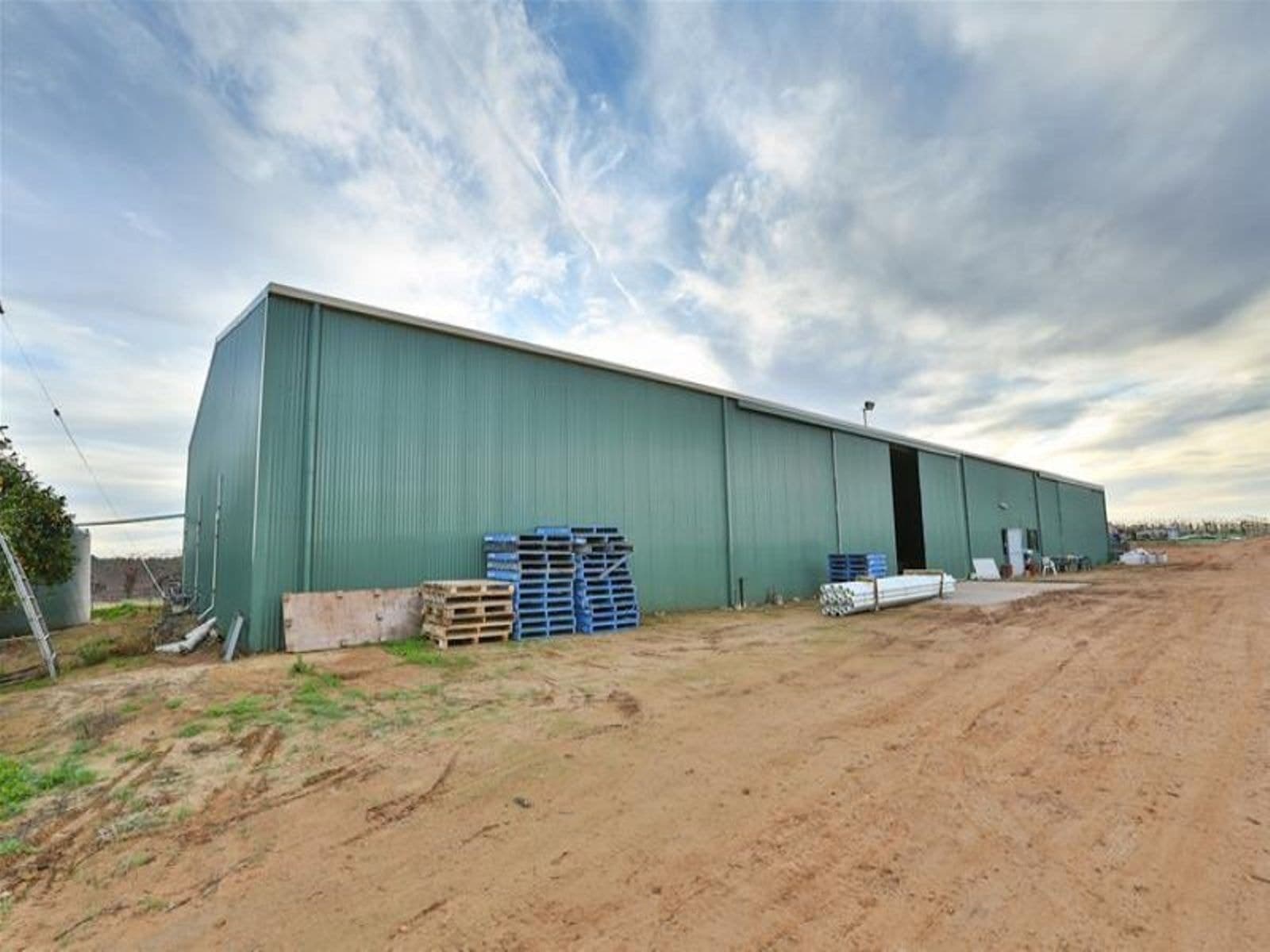 6 Sturt Highway, Trentham Cliffs - Thumbnail 2