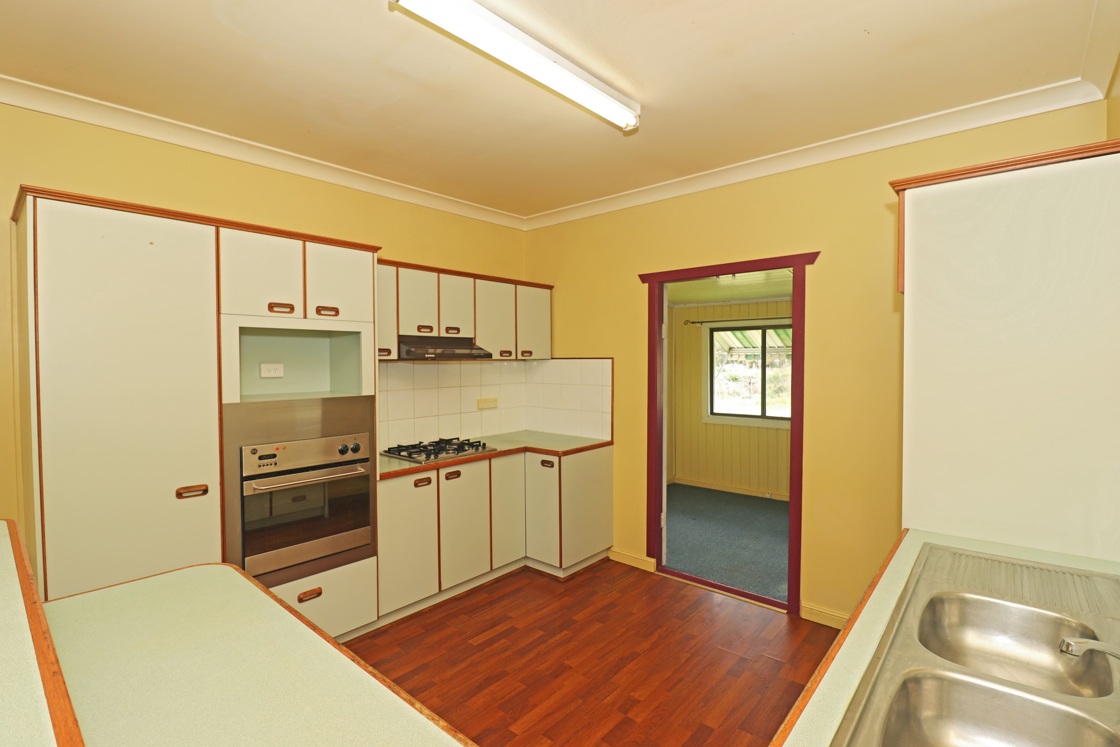 1 Newby Street, Rosenthal Heights QLD 4370, Rosenthal Heights - Thumbnail 4