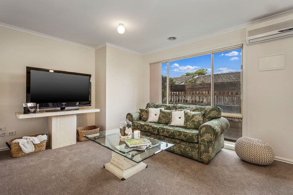 18 Bradshaw Street, Kingsbury VIC 3083, Kingsbury - Thumbnail 2