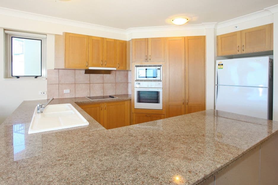 37 'Oceana on Broadbeach' 100 Old Burleigh Road, Broadbeach QLD 4218, Broadbeach - Thumbnail 5