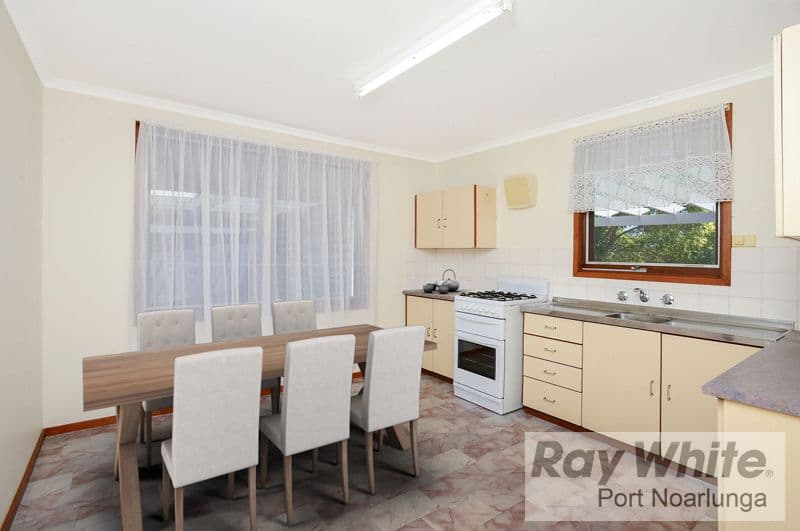 23 Regis Crescent, Christie Downs SA 5164, Christie Downs - Thumbnail 3