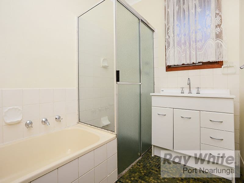 23 Regis Crescent, Christie Downs SA 5164, Christie Downs - Thumbnail 7