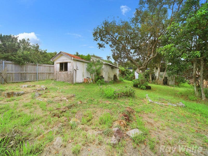 6 Dewar Street, Point Arkwright QLD 4573, Point Arkwright - Thumbnail 8