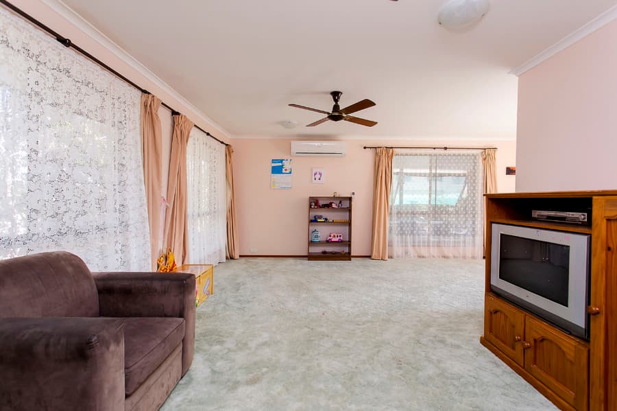 13 Robertson Road, Seaford - Thumbnail 7