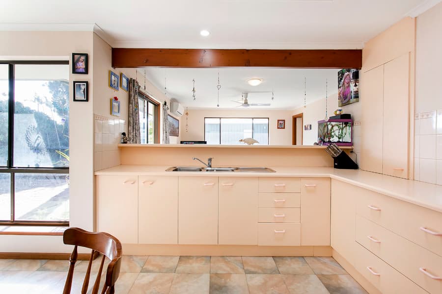 13 Robertson Road, Seaford - Thumbnail 8