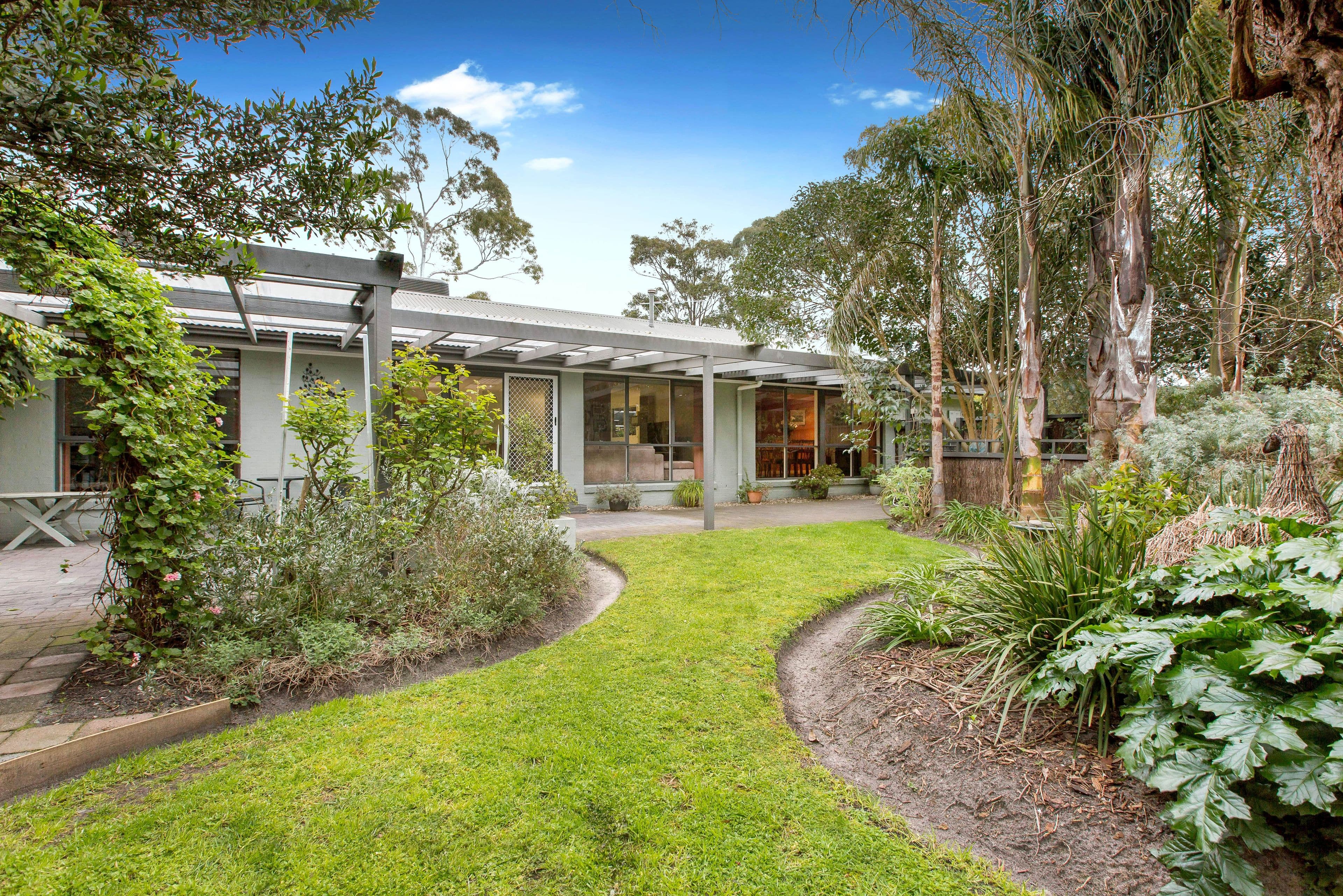22 Sherwood Avenue, Rosebud VIC 3939, Rosebud - Thumbnail 2