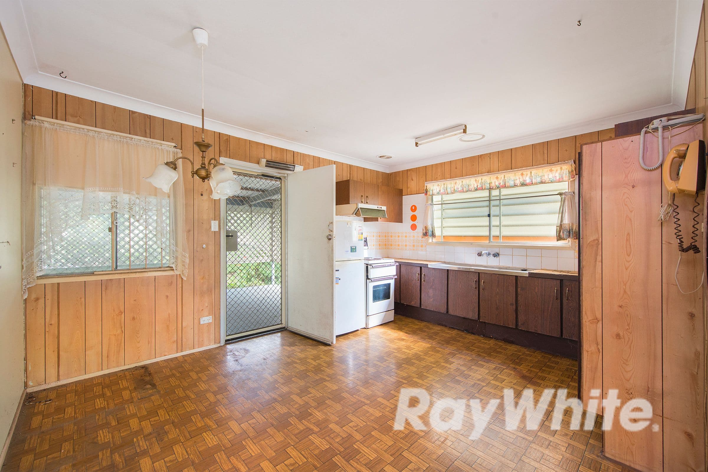 14 Cypress Street, Woodridge QLD 4114, Woodridge - Thumbnail 5