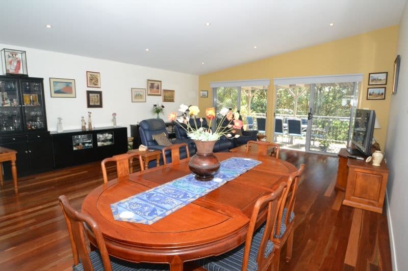 17-19 Ena Street, Terrigal NSW 2260, Terrigal - Thumbnail 2