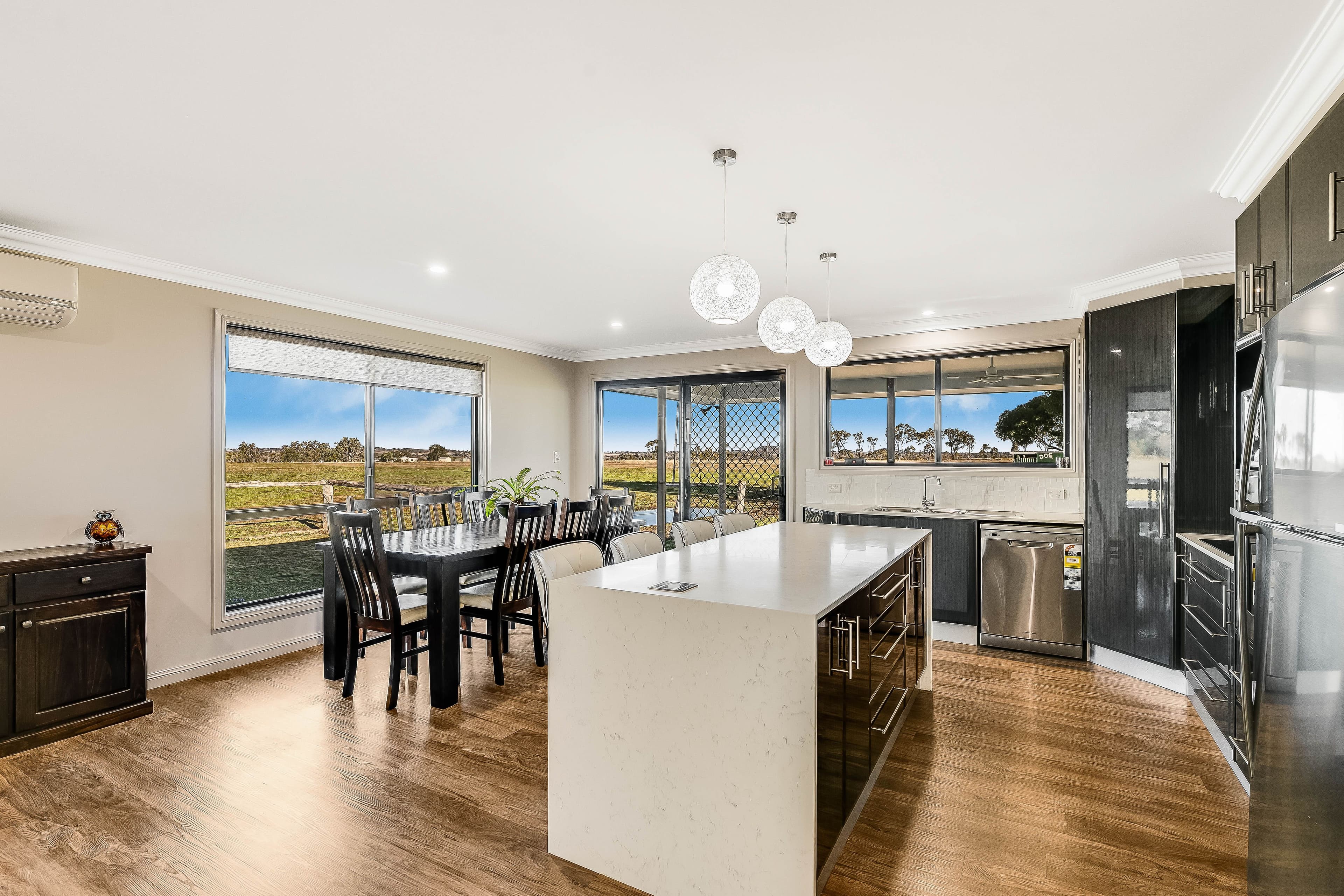 15 Tews Road, Springside QLD 4356, Springside - Thumbnail 5