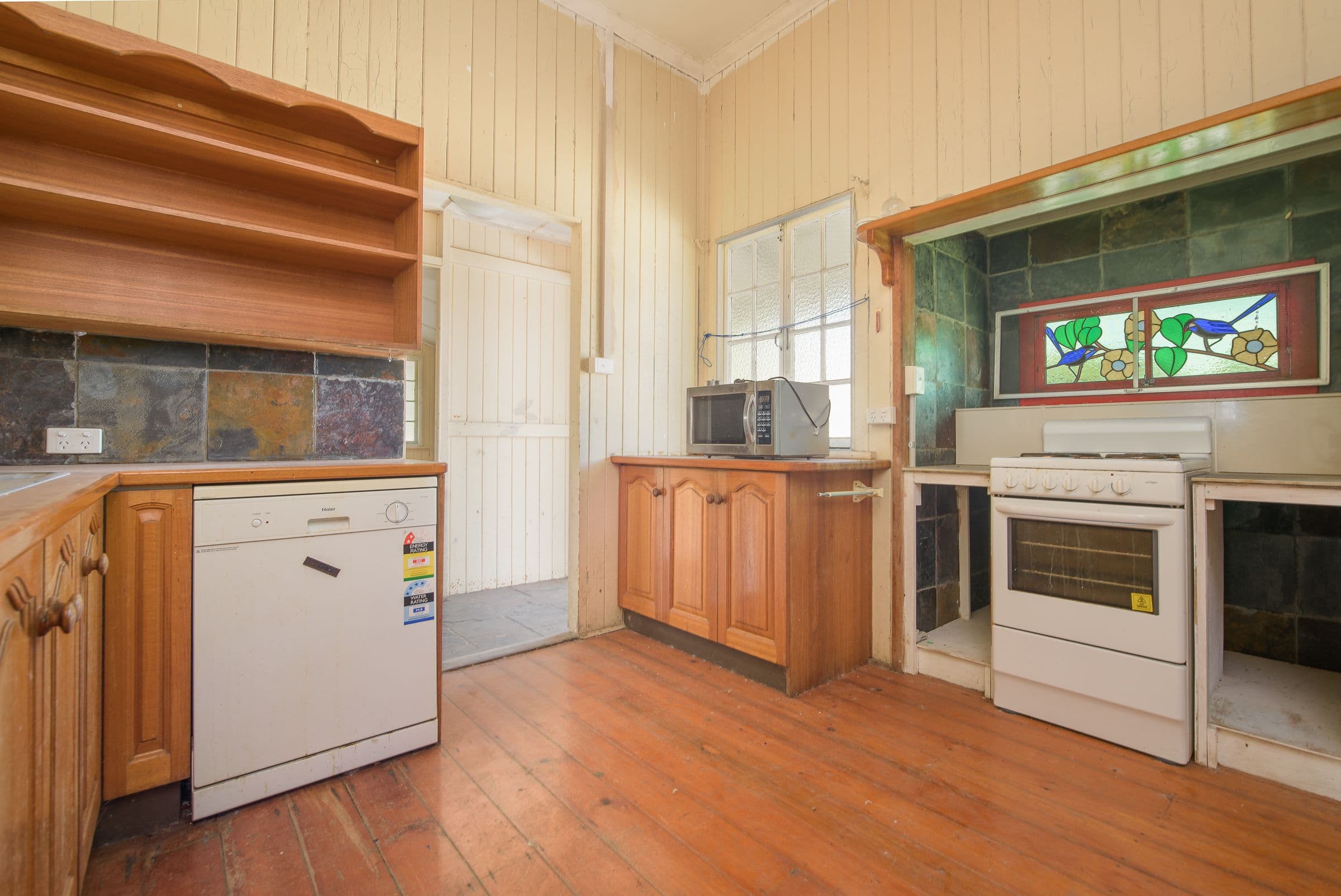 7 Robertson Close, New Auckland QLD 4680, New Auckland - Thumbnail 2