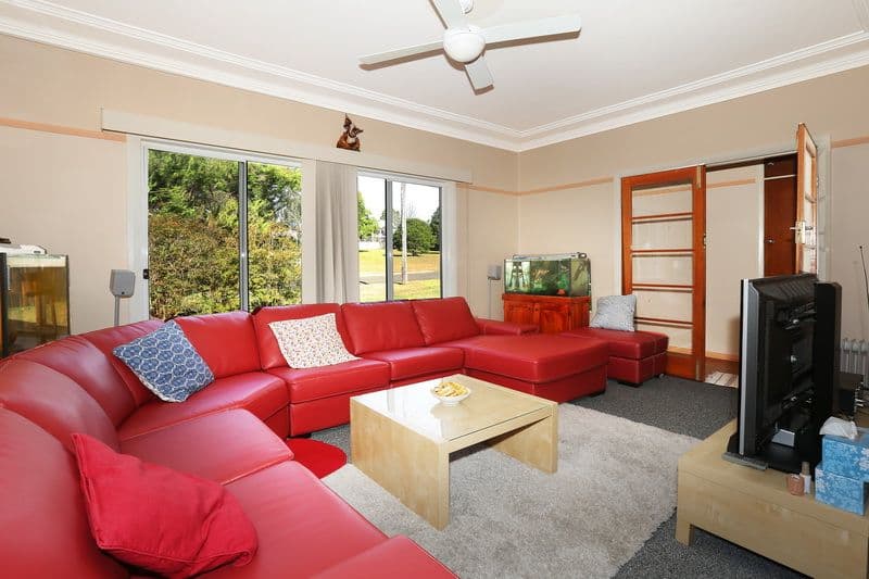 11 Dudley Avenue, NOWRA NSW 2541, Nowra - Thumbnail 2
