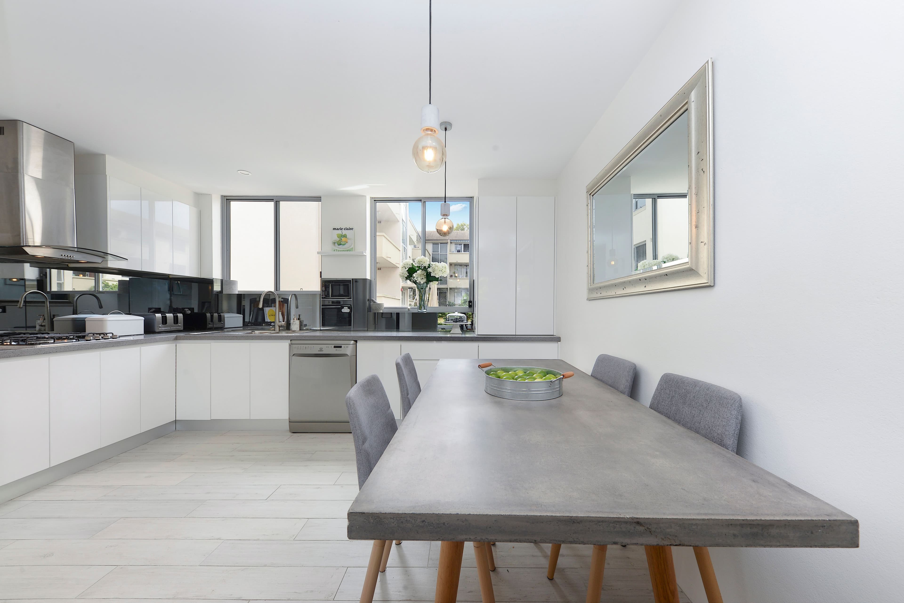 15 Wallis Parade, North Bondi NSW 2026, North Bondi - Thumbnail 2