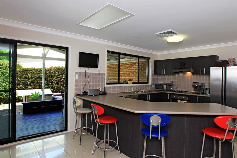 8 Jade Place, MEROO MEADOW NSW 2540, Meroo Meadow - Thumbnail 3