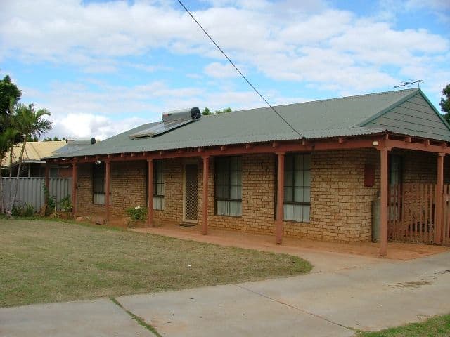 17 Meiklejohn Crescent, CARNARVON WA 6701, Brockman - Thumbnail 4