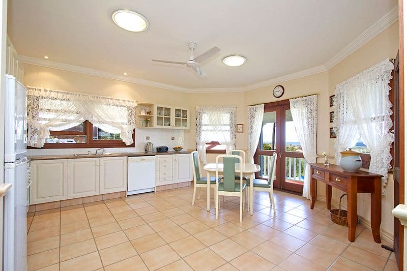 7 Pacific Drive, BANORA POINT NSW 2486, Banora Point - Thumbnail 3