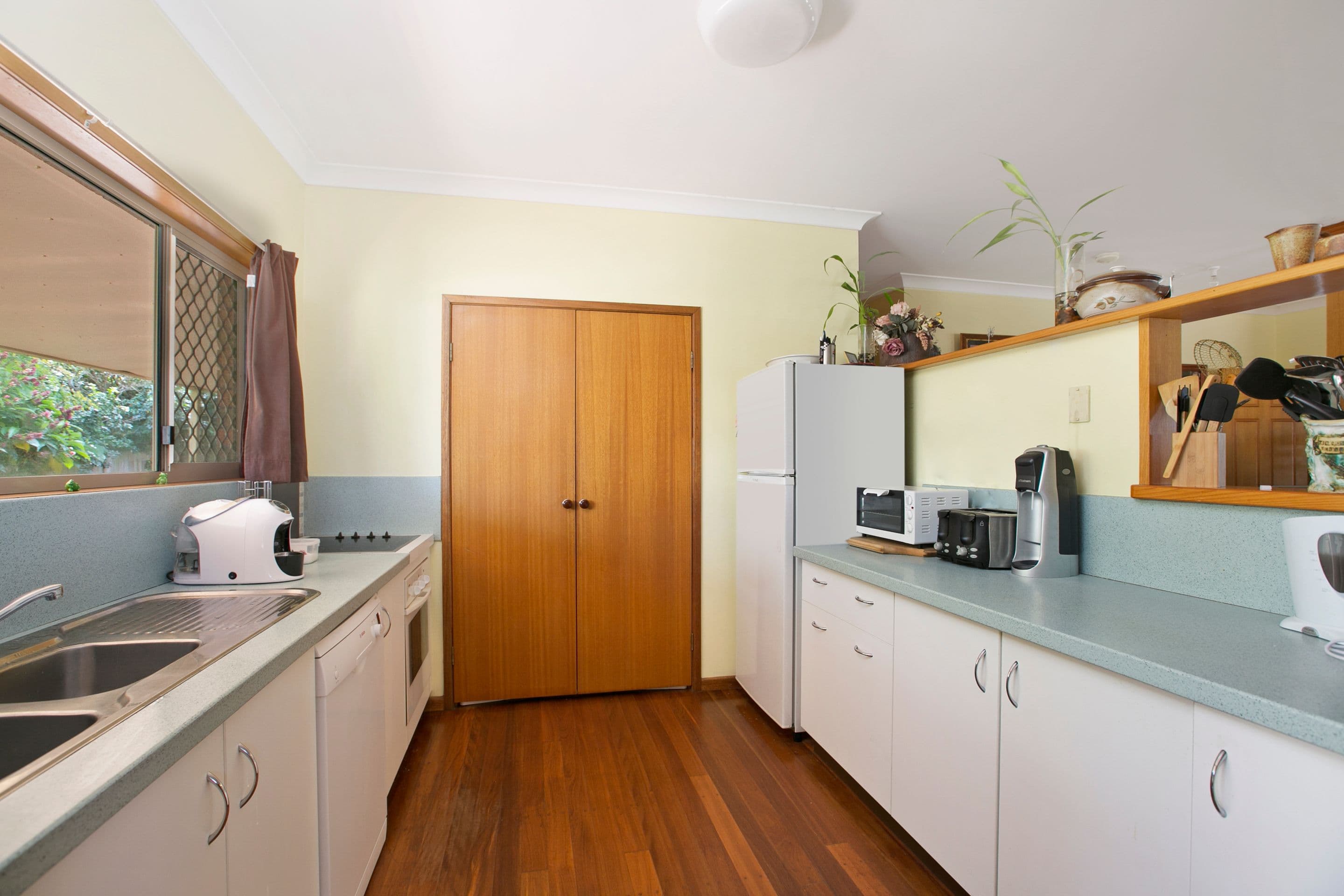 17 Manor Drive, Wellington Point QLD 4160, Wellington Point - Thumbnail 5