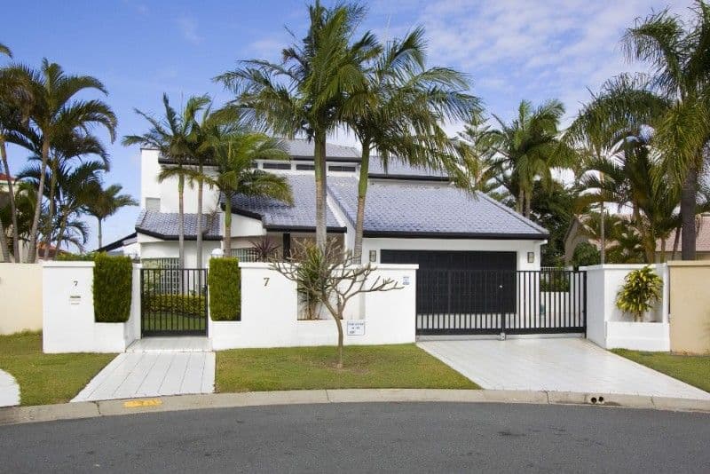 7 The Yardarm, RUNAWAY BAY QLD 4216, Runaway Bay - Thumbnail 4