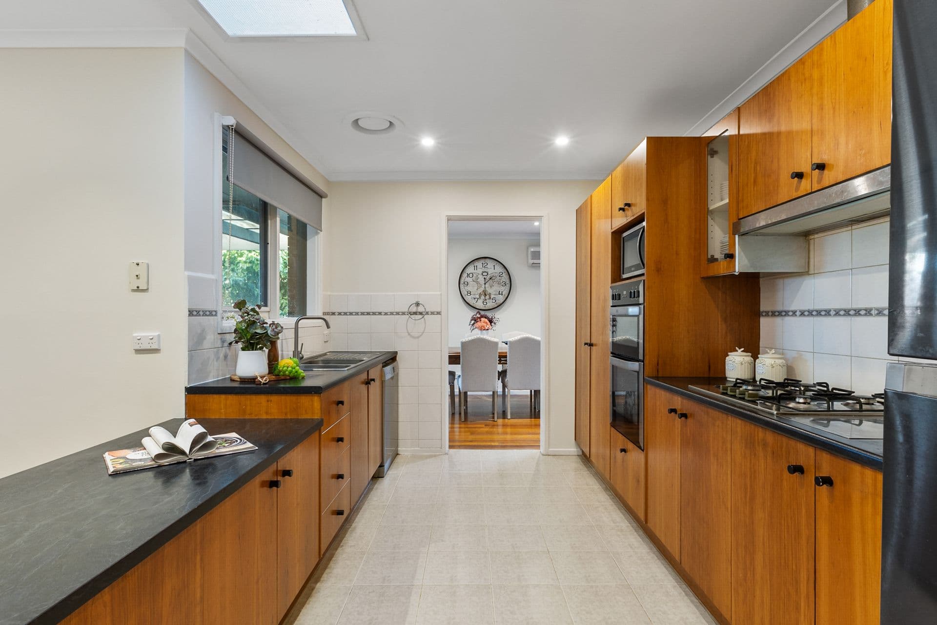 57 Galahad Crescent, Glen Waverley VIC 3150, Glen Waverley - Thumbnail 5