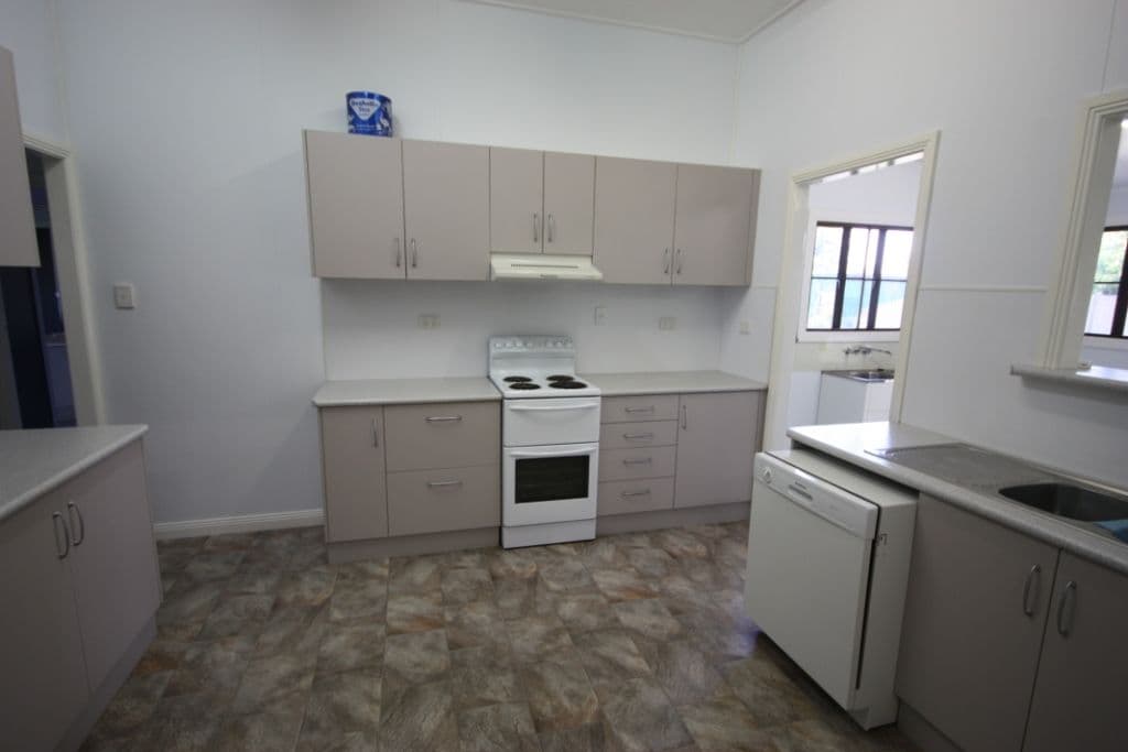 16 Sydney Street, AYR QLD 4807, Ayr - Thumbnail 2